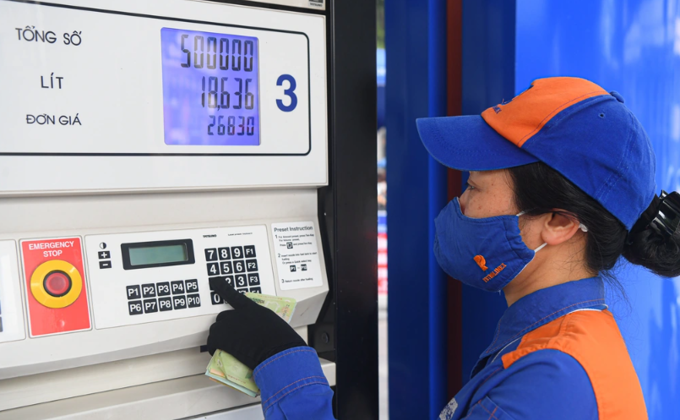 Đề xuất miễn thuế xăng, dầu đến hết tháng 6