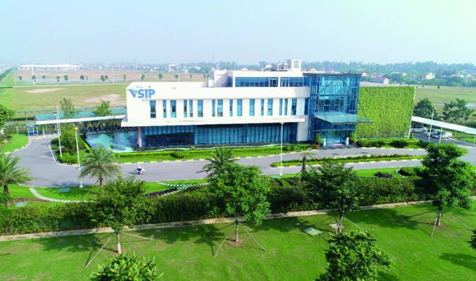 "Ông trùm" KCN VSIP lãi kỷ lục 3.700 tỷ đồng trong 2025, gánh gần 1 tỷ USD nợ phải trả