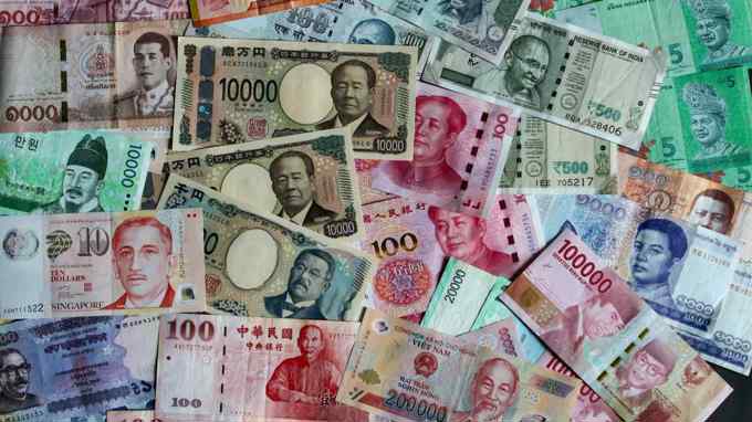 Giá năng lượng leo thang, áp lực tỷ giá dồn về châu Á