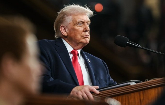 Hơn 20 bang kiện thuế nhập khẩu 10% của ông Trump