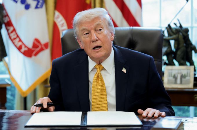 Ông Trump đề nghị hoãn cuộc gặp với ông Tập vì chiến sự Iran