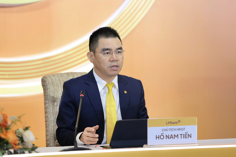 Ông Hồ Nam Tiến - Chủ tịch HĐQT LPBank Ông Hồ Nam Tiến - Chủ tịch HĐQT LPBank