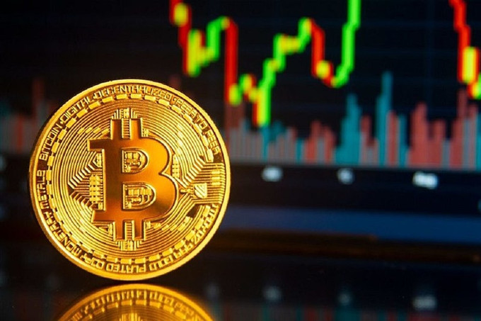 Crypto 1/4:  Bitcoin, chứng khoán đồng loạt bật tăng sau tuyên bố rút quân khỏi Iran của Tổng thống Trump