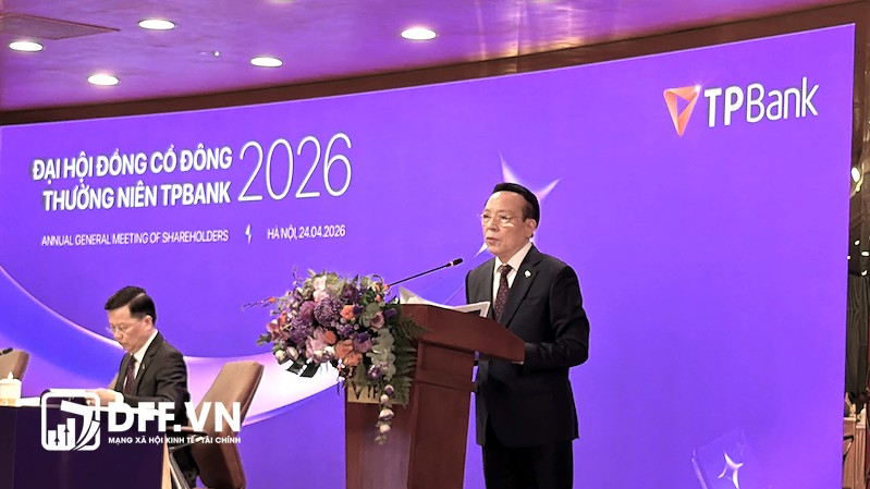 Chủ tịch TPBank Đỗ Minh Phú phát biểu tại AGM 2026