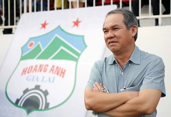 Vừa mua xong 4 triệu cổ phiếu, “bầu” Đức tiếp tục đăng ký gom thêm HAG