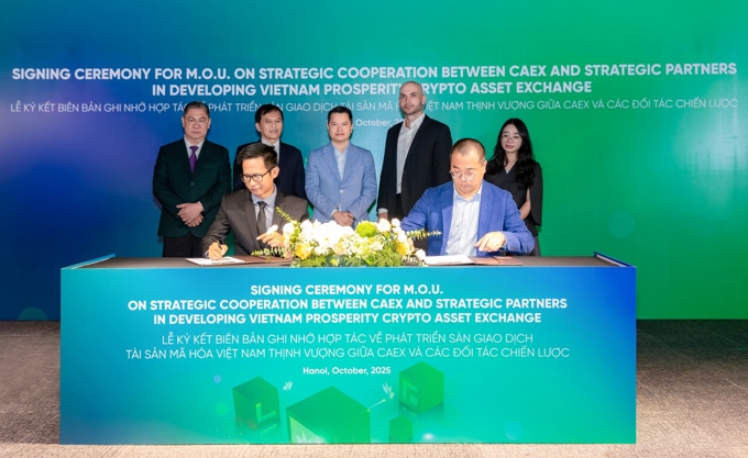 OKX, HashKey rót vốn vào sàn tiền số CAEX nhà VPBank