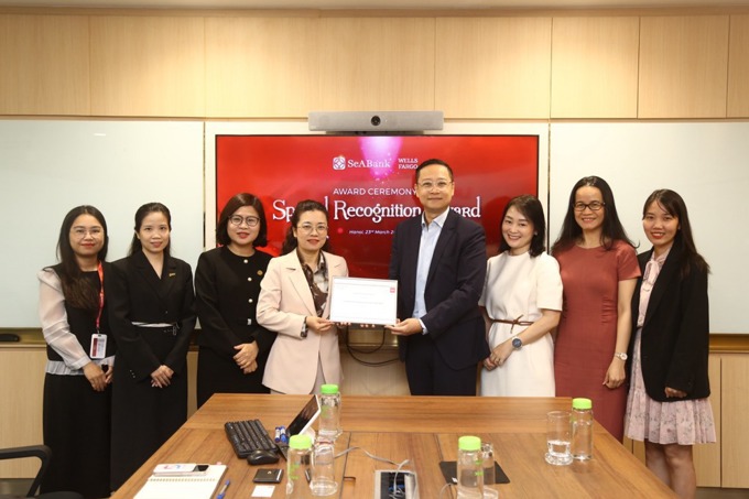Wells Fargo trao tặng Giải thưởng “Ngân hàng được công nhận đặc biệt về thanh toán quốc tế 2024-2025” cho SeABank