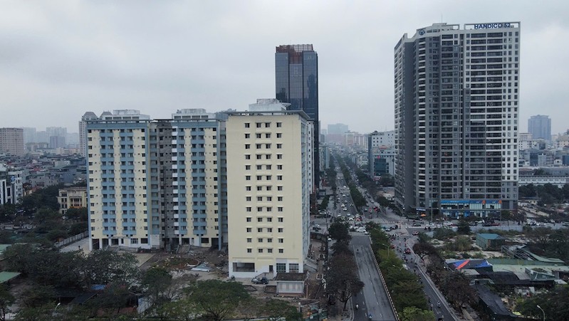 Dự án nhà tái định cư N01, tại ô đất D17 Khu đô thị mới Cầu Giấy tại thời điểm đầu năm 2026 (Ảnh: Tiền Phong)