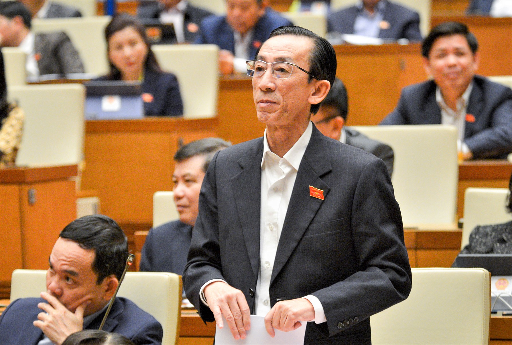 PGS.TS Trần Hoàng Ngân PGS.TS Trần Hoàng Ngân