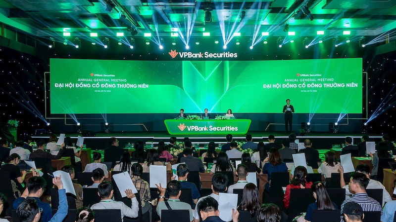 Toàn cảnh đại hội đồng cổ đông VPBankS năm 2026