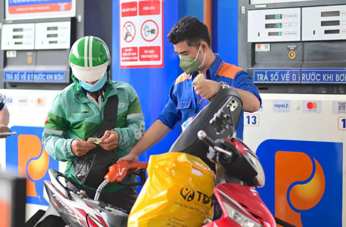 Chính thức miễn thuế với xăng, dầu đến hết tháng 6