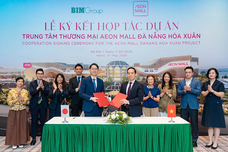  Ông Isobe Daisuke – Tổng Giám đốc AEONMALL Việt Nam và ông Đoàn Quốc Huy – Chủ tịch, Tổng Giám đốc BIM Group tại Lễ ký kết Hợp tác Dự án Trung tâm Thương mại AEON MALL Đà Nẵng Hòa Xuân  