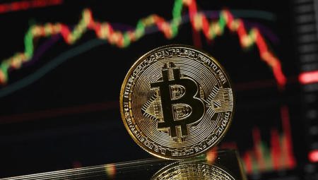 Bitcoin vượt 76.000 USD khi ông Trump phát tín hiệu tích cực về thỏa thuận Mỹ - Iran