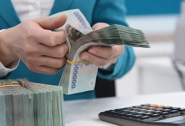 Loạt doanh nghiệp sắp chốt quyền cổ tức, tiền mặt cao nhất 50%