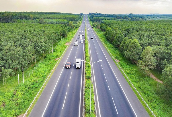 Đề xuất bổ sung thêm 3 tuyến cao tốc với tổng chiều dài gần 900 km vào quy hoạch quốc gia