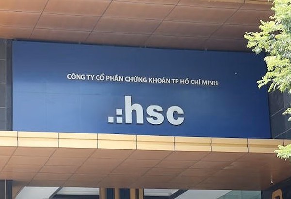 HSC giờ của ai?