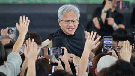 CEO Jensen Huang: Nvidia chi tới 150 tỷ USD/năm cho các nhà cung ứng Đài Loan