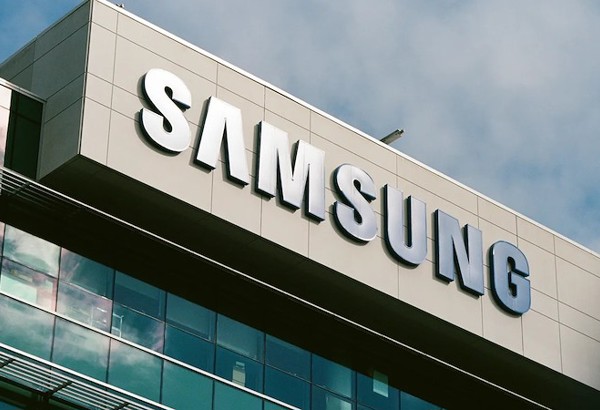 Bứt tốc nhờ chip AI, Samsung trở lại “câu lạc bộ” vốn hóa 1.000 tỷ USD