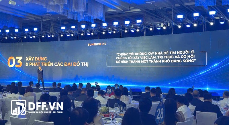 Chủ tịch Đỗ Anh Tuấn phát biểu tại AGM 2026 Sunshine Group