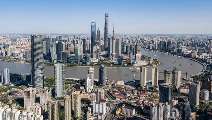 Kinh tế Trung Quốc hụt nhịp, bán lẻ tăng yếu nhất từ cuối năm 2022