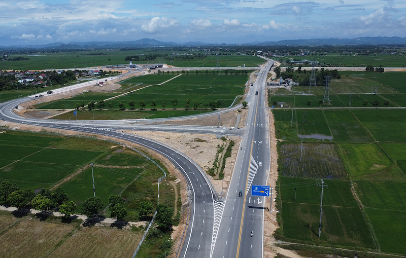 Cao tốc Diễn Châu - Bãi Vọt (Ảnh: VGP)