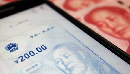 Trung Quốc sắp vận hành hệ thống thanh toán số xuyên biên giới, cạnh tranh đồng USD
