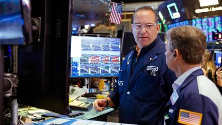 Chứng khoán Mỹ hồi phục, nhóm cổ phiếu chip kéo Nasdaq tăng gần 1%
