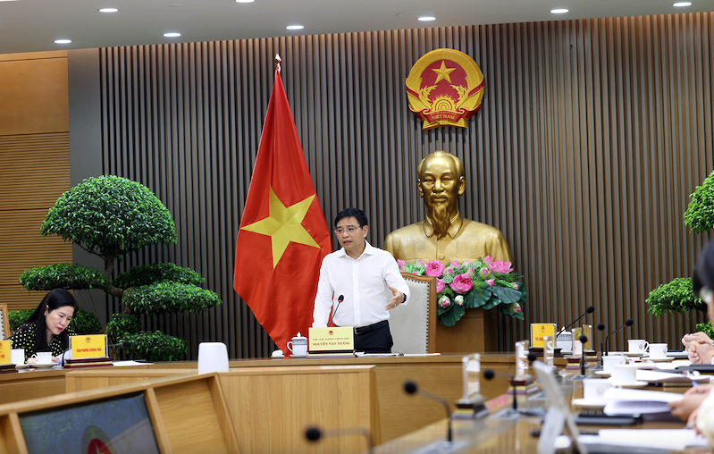 Phó Thủ tướng Nguyễn Văn Thắng chủ trì cuộc họp (Ảnh: VGP)