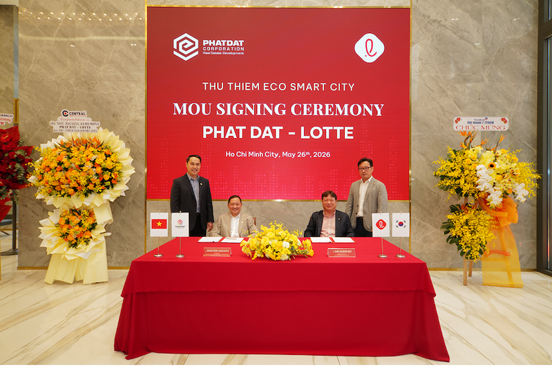 Chủ tịch Nguyễn Văn Đạt và ông Jun Sung Ho - Tổng Giám đốc Công ty TNHH Lotte Properties HCMC - ký kết Biên bản ghi nhớ hợp tác dự án Thu Thiem Eco Smart City (Ảnh: Phát Đạt) Chủ tịch Nguyễn Văn Đạt và ông Jun Sung Ho - Tổng Giám đốc Công ty TNHH Lotte Properties HCMC - ký kết Biên bản ghi nhớ hợp tác dự án Thu Thiem Eco Smart City (Ảnh: Phát Đạt)