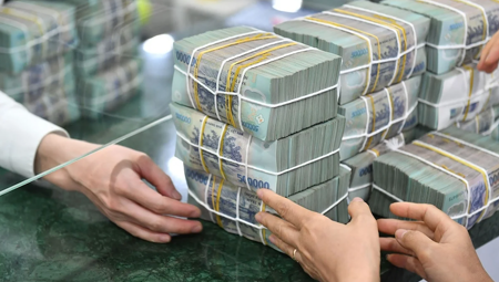 Nới trần vốn ngắn hạn cho vay trung dài hạn lên 40%, ngân hàng hưởng lợi gì?