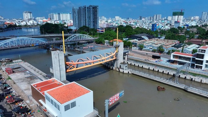 Dự án chống ngập 10.000 tỷ đồng tại TP.HCM nhiều lần “lỡ hẹn”, Phó Thủ tướng “chỉ đạo nóng” đưa vào vận hành ngay trong năm nay