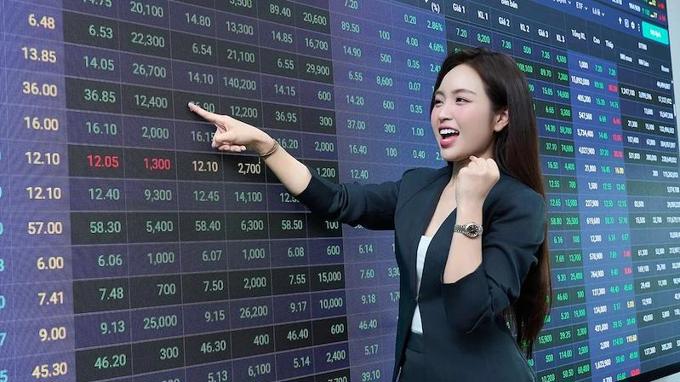 Vietcap kỳ vọng VN-Index trở lại vùng đỉnh 1.900-1.930 điểm