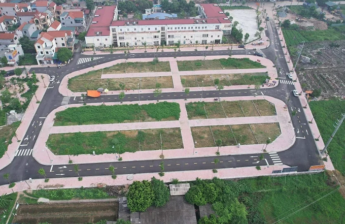 Đấu giá đất ven Hà Nội: Lô cao nhất gần 3,5 tỷ đồng, giá trúng gấp hơn 5 lần khởi điểm