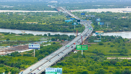 Gần 300.000 tỷ đồng vốn đầu tư công được giải ngân sau nửa đầu năm