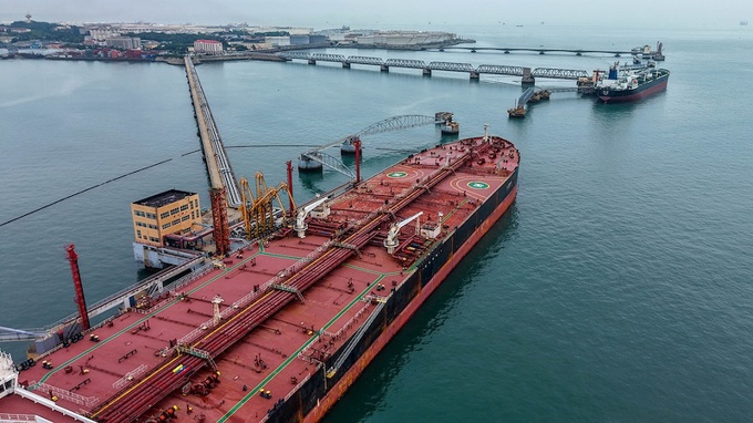 Xung đột Mỹ - Iran leo thang, giá dầu Brent vượt 90 USD/thùng