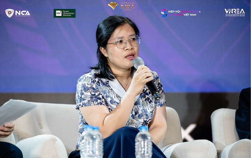 Bà Nguyễn Thị Minh Thơ phát biểu tại phiên thảo luận sự kiện Vietnam RWA Summit 2026, tổ chức sáng 18/7 Bà Nguyễn Thị Minh Thơ phát biểu tại phiên thảo luận sự kiện Vietnam RWA Summit 2026, tổ chức sáng 18/7