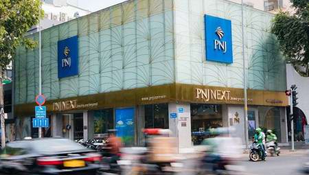 Giữa biến động, VinaCapital bán ra 3 triệu cổ phiếu PNJ, không còn là cổ đông lớn