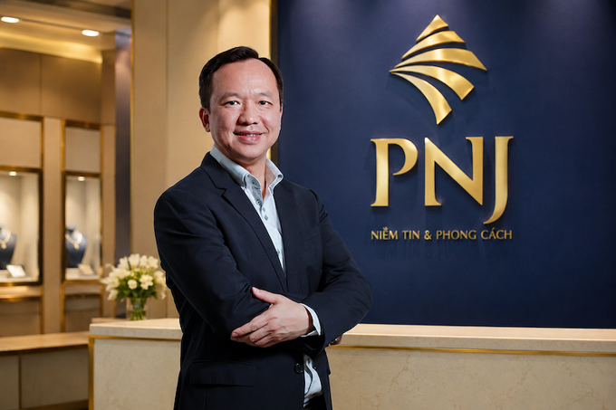 Uy tín như ban lãnh đạo PNJ: Sau em trai Chủ tịch, đến lượt CEO Phan Quốc Công đăng ký gom 1 triệu cổ phiếu