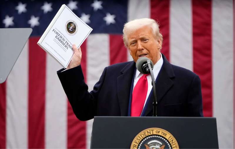 trump thumb trump thumb