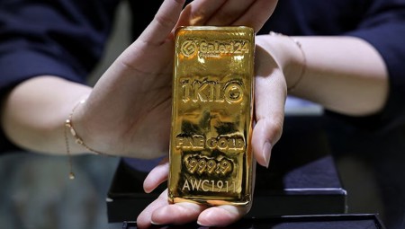 Giá vàng lên 4.200 USD/ounce