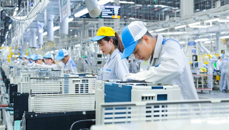Gần 35 tỷ USD vốn FDI "chảy" vào Việt Nam trong nửa đầu năm