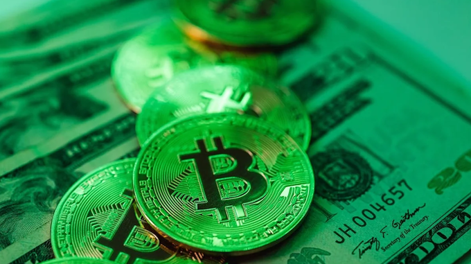 Bitcoin tiến sát 80.000 USD