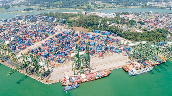 Đầu tư ra nước ngoài tăng gấp 4,5 lần: Doanh nghiệp Việt đang rót vốn vào đâu?