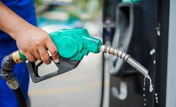 PLX, OIL sẽ hưởng lợi từ cơ chế kinh doanh xăng dầu mới?