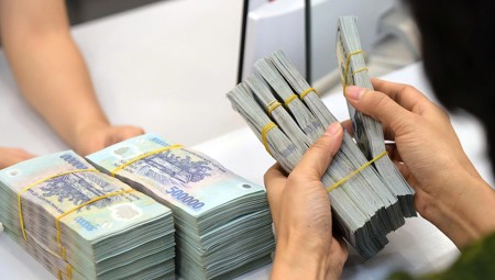 Tiền gửi dân cư vượt 11 triệu tỷ đồng