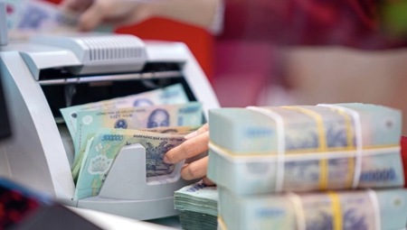 11 ông lớn nắm gần 800.000 tỷ đồng tiền mặt: Bất ngờ với cái tên dẫn đầu, Vingroup của tỷ phú Vượng cũng phải xếp sau