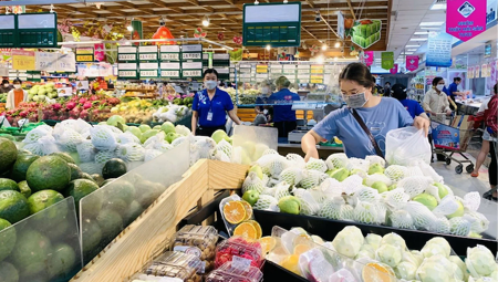 Giá hàng hóa thế giới áp sát đỉnh 18 năm