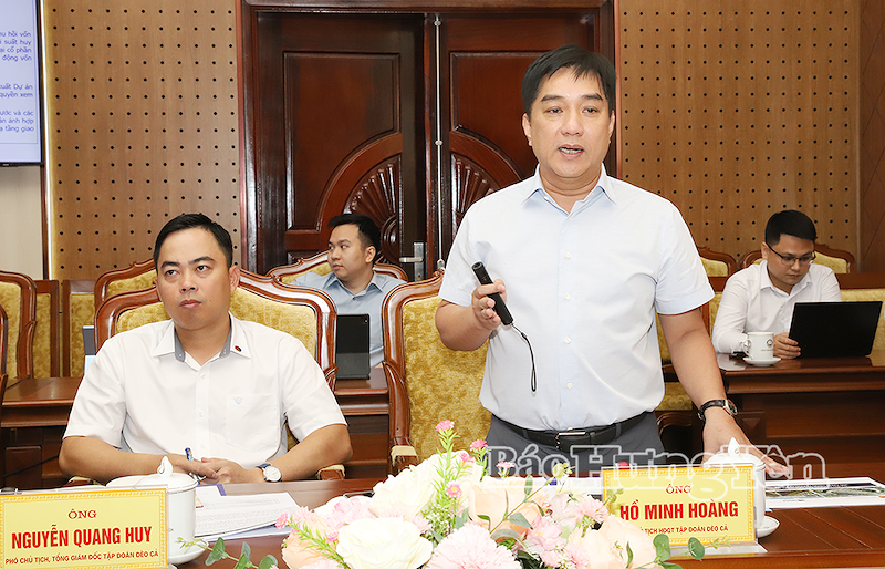 Lãnh đạo CTCP Tập đoàn Đèo Cả phát biểu tại buổi làm việc. Lãnh đạo CTCP Tập đoàn Đèo Cả phát biểu tại buổi làm việc.