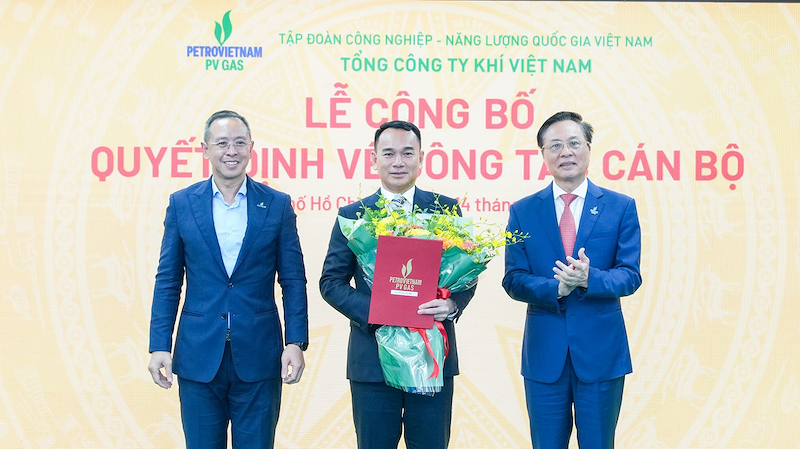 Ông Dương Trí Hội (giữa) được bổ nhiệm làm Tổng Giám đốc PV GAS (Ảnh: PV GAS)