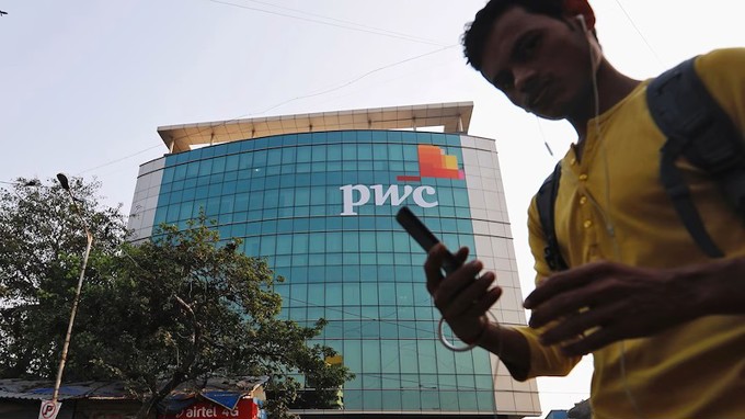 AI gây sức ép lên lao động tri thức, PwC tái cấu trúc bộ máy 40.000 người